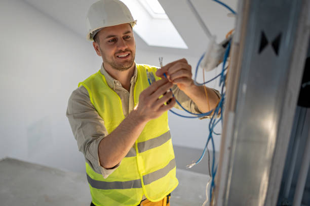 Best Local Electrician Companies  in Greenlawn, NY